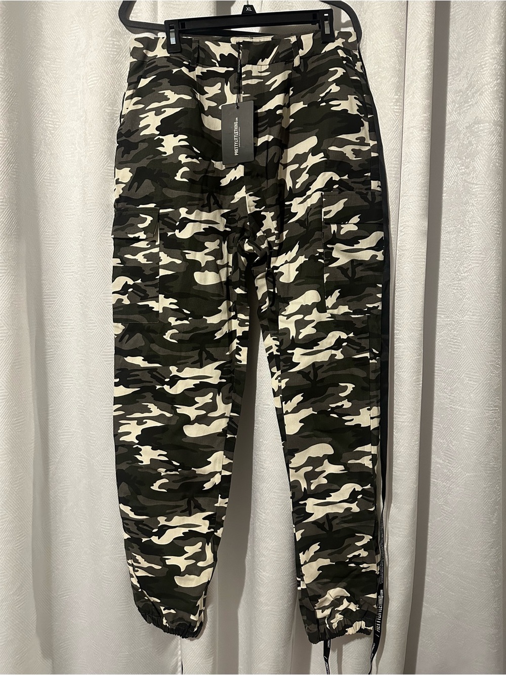 PrettyLittleThing Green, Grey, Black & White Camo Cargo Joggers